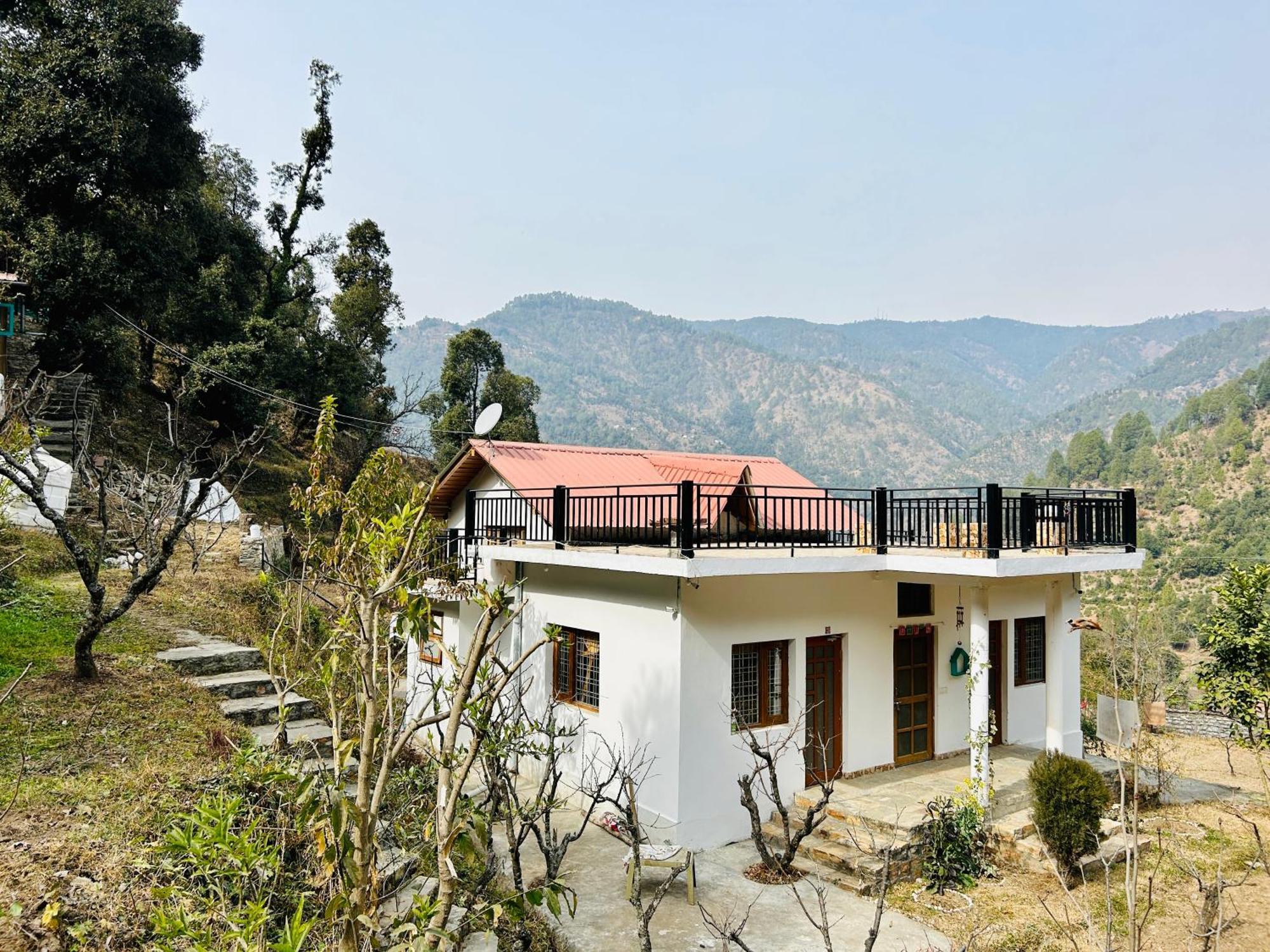 Love'S Farm, Cottage In Ramgarh Buitenkant foto